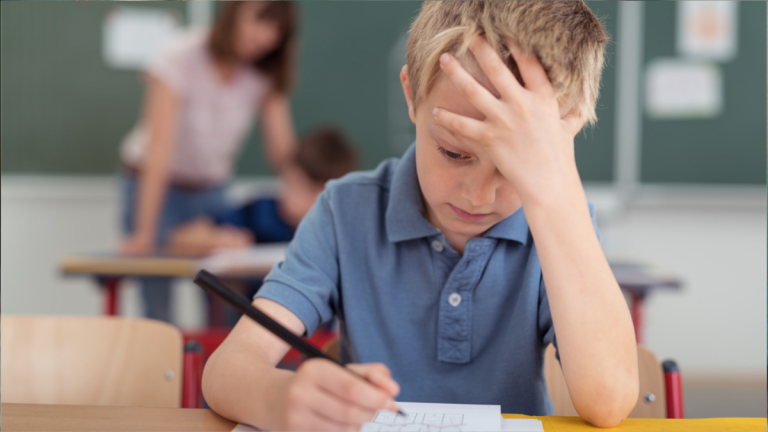 Okul Başarısı Düştü, Motivasyonunu Yeniden Nasıl Artırabilirim?
